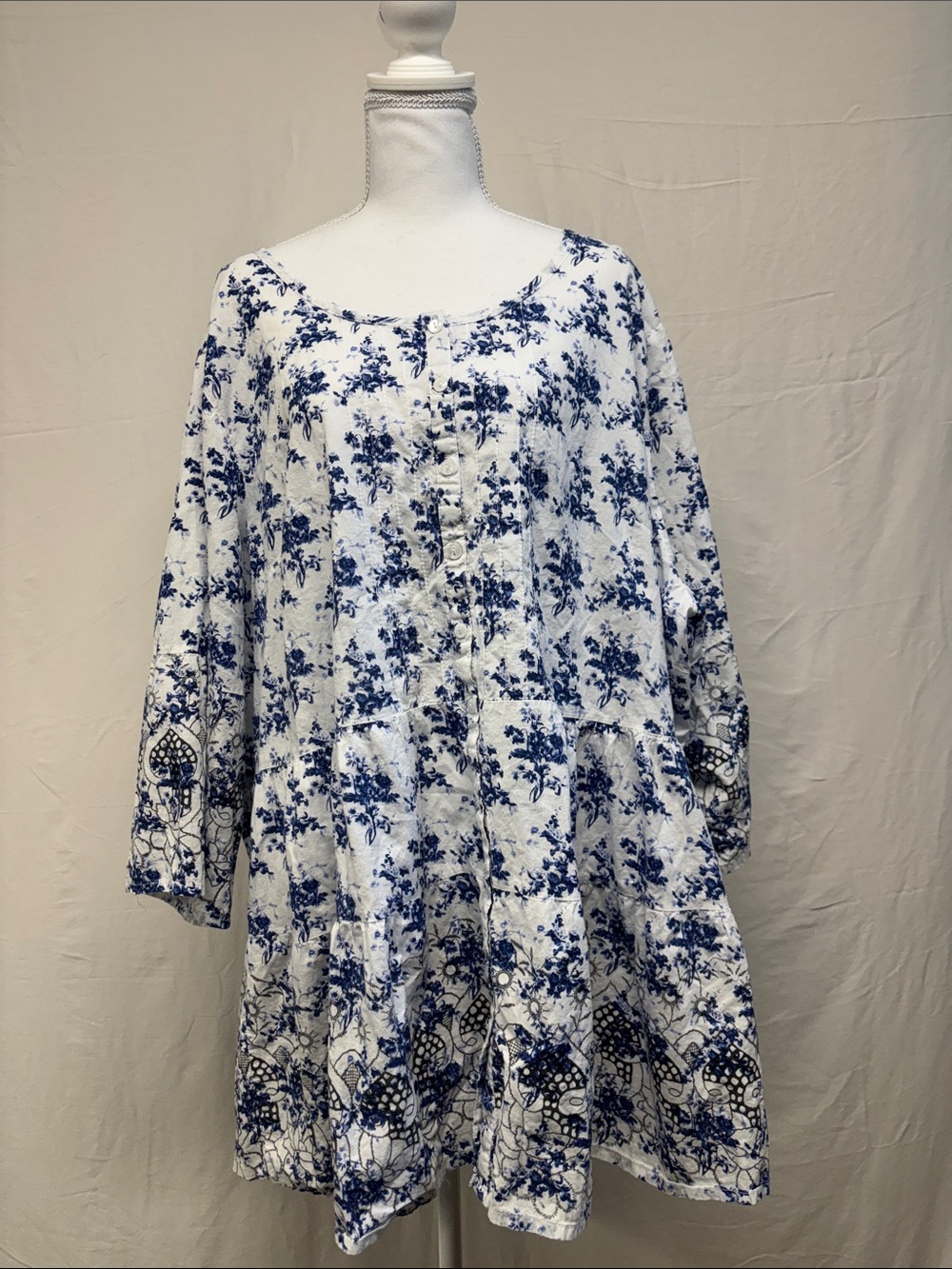 ellos White and Blue Floral Tunic